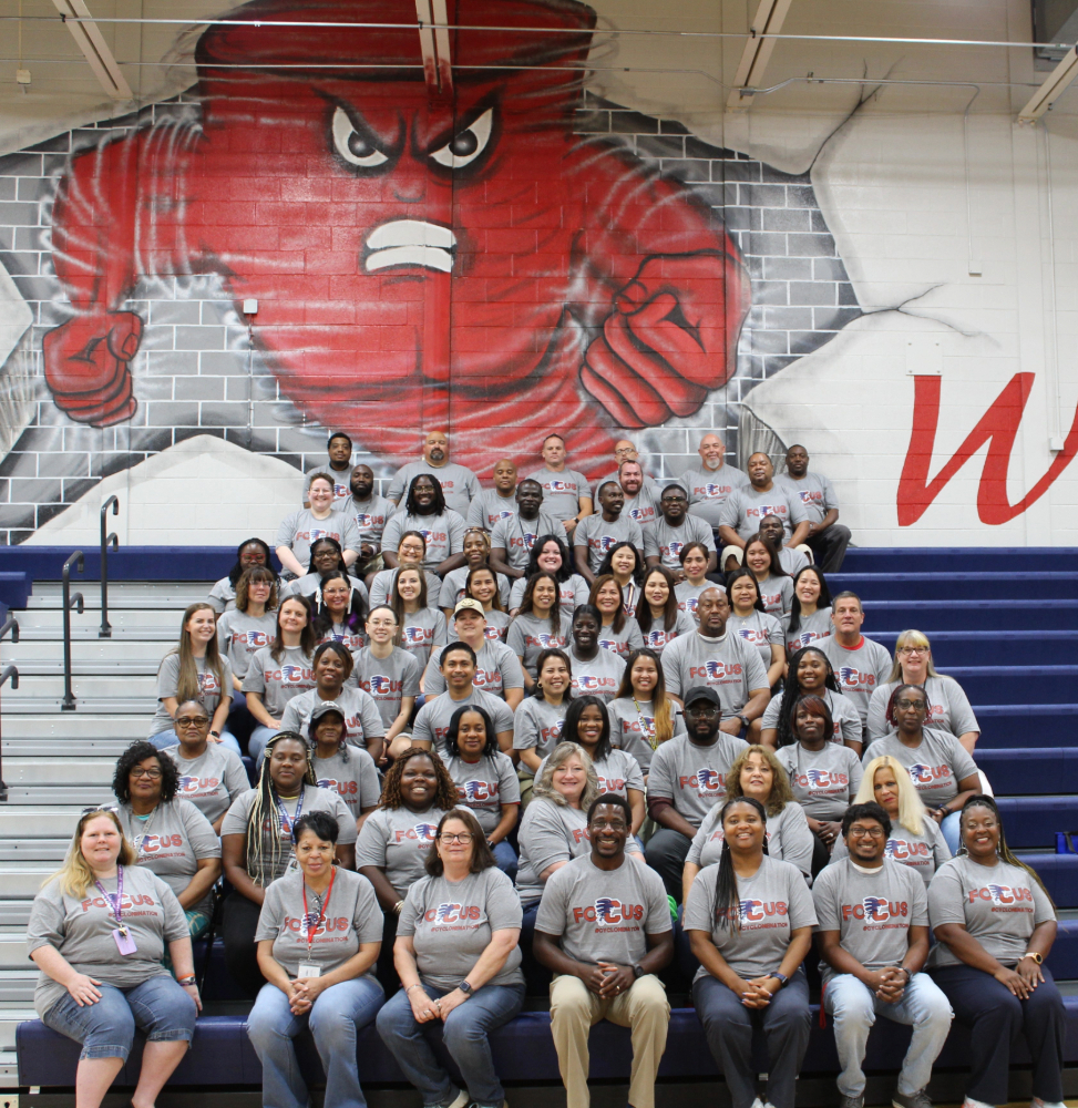Photo of the entire faculty and staff